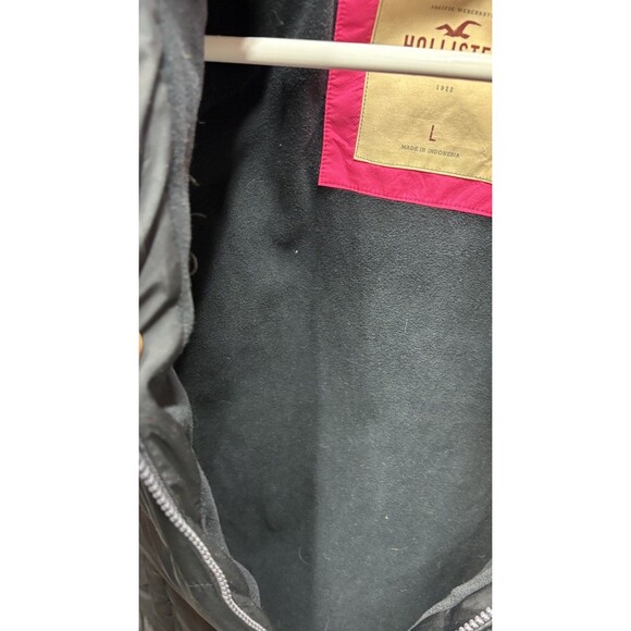 Hollister Women's Black Puffer Vest Hooded Y2K Fleece Lined Cinched Back Size L - Picture 6 of 10